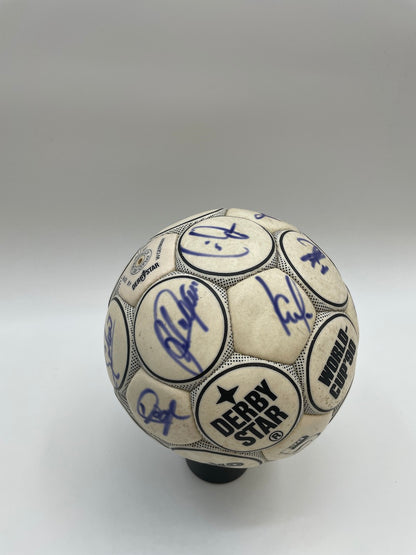 FC Bayern Fußball Teamsigniert 1988/1989 Unterschrift Autogramm Derbystar Ball