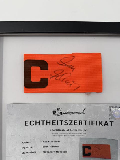 Kapitänsbinde Sven Scheuer signiert im Rahmen Bayern München Autogramm COA