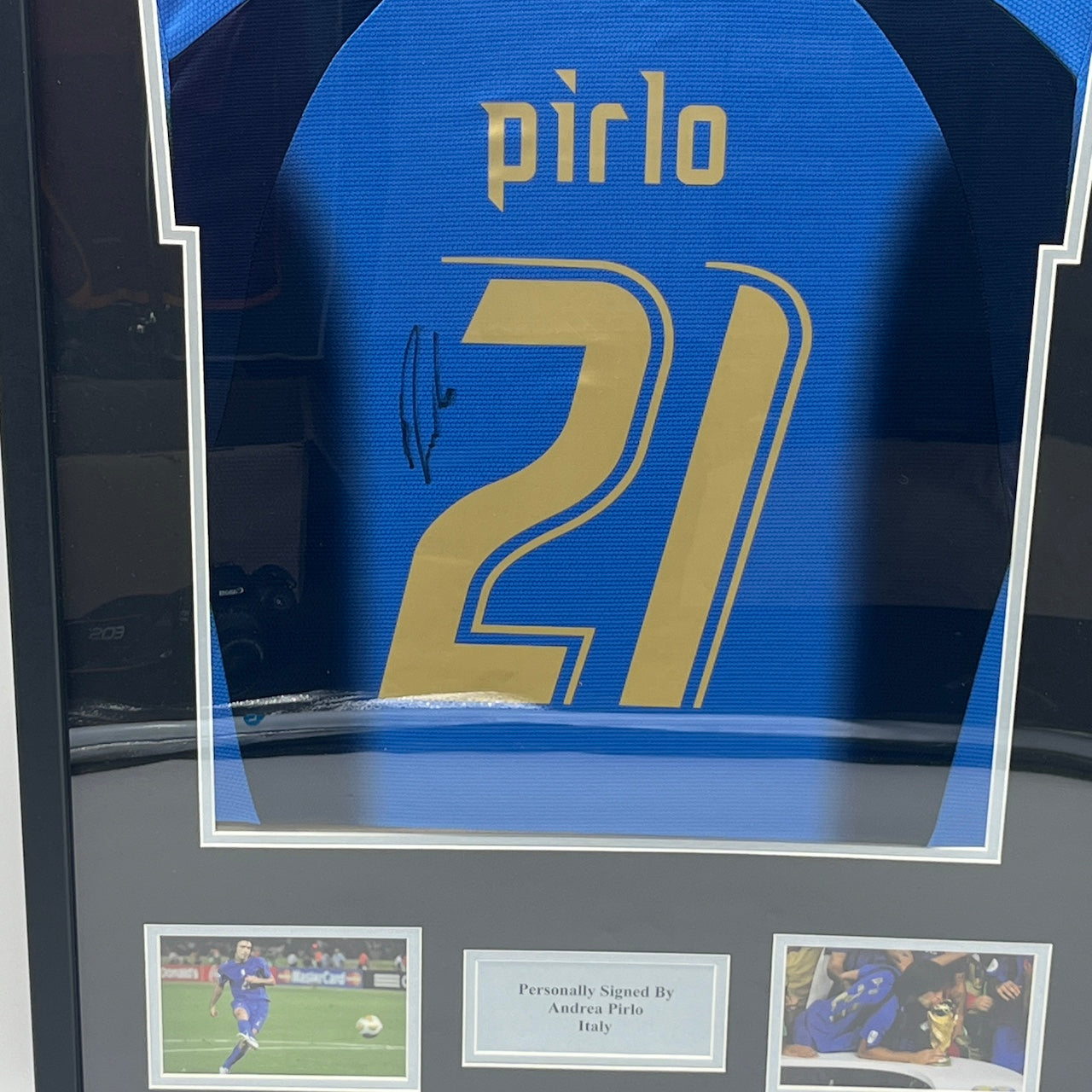 Italien Trikot Andrea Pirlo signiert im Rahmen COA Puma
