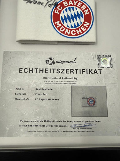 Kapitänsbinde Franz Roth signiert im Rahmen Bayern München Autogramm COA