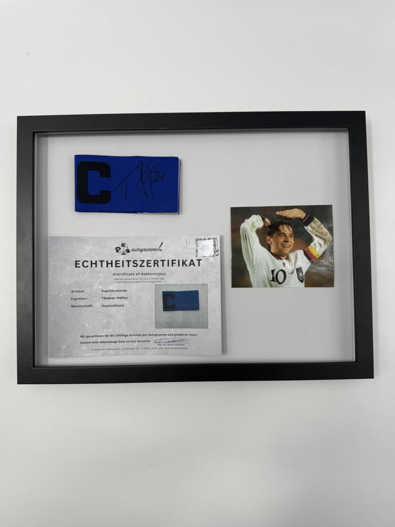 Kapitänsbinde Thomas Häßler signiert im Rahmen DFB Fußball Autogramm neu