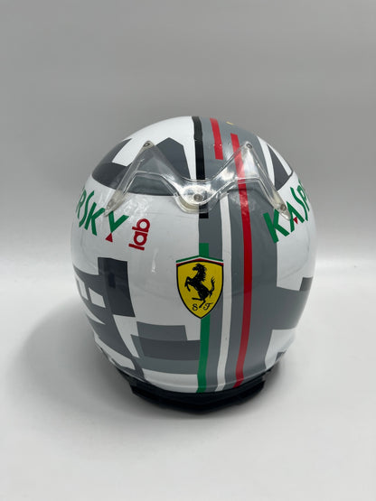 Sebastian Vettel Formel 1 Replica Helm signiert Autogramm COA 1:1