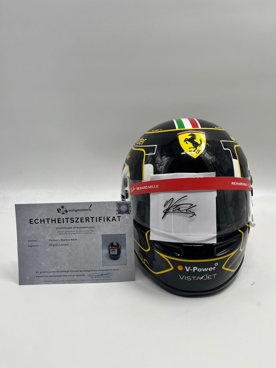 Charles Leclerc Formel 1 Replica Helm signiert Autogramm COA 1:1
