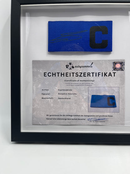 Captain's armband signed by Benjamin Henrichs in the DFB Football Autograph COA format