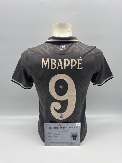 Real Madrid jersey signed by Kylian Mbappe, Adidas COA LaLiga autograph 164