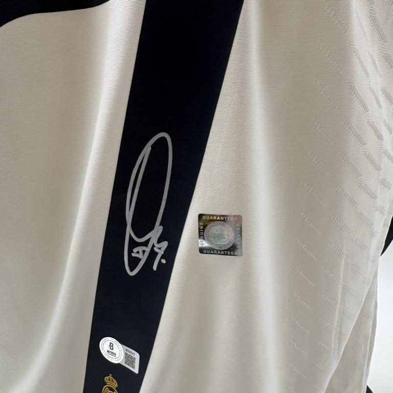 Real Madrid Trikot Vinicius Junior signiert Autogramm Adidas COA XL