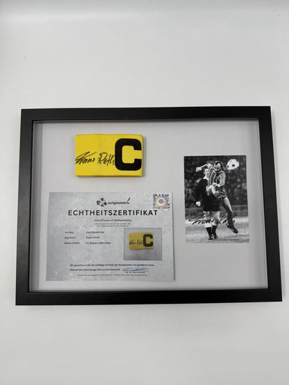 Kapitänsbinde Franz Roth signiert im Rahmen Bayern München Autogramm COA