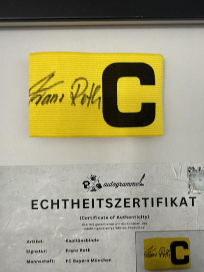 Kapitänsbinde Franz Roth signiert im Rahmen Bayern München Autogramm COA