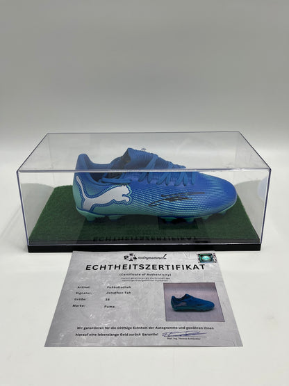 Jonathan Tah signed football boots, Bundesliga Puma size 38