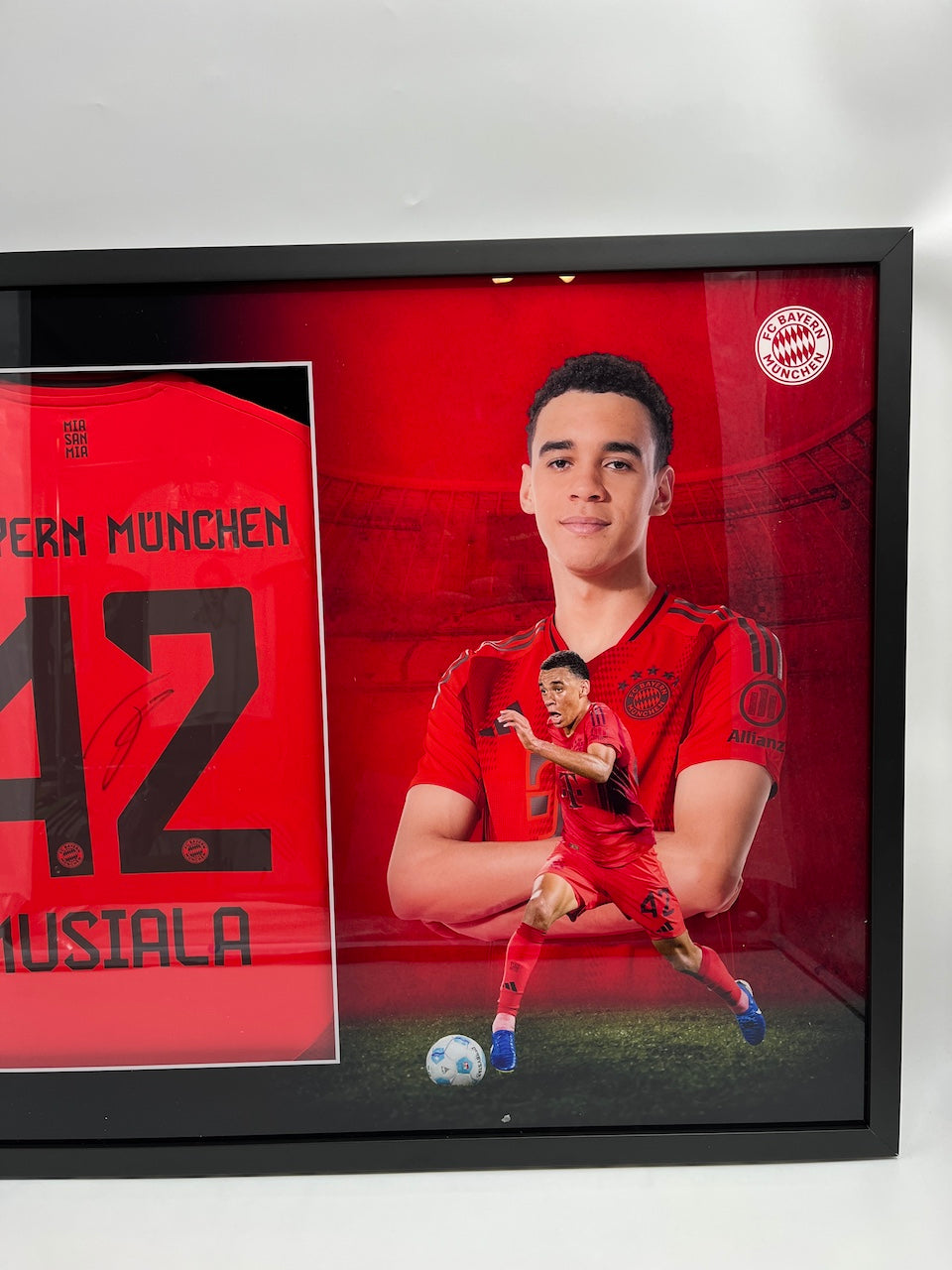 Bayern Munich jersey signed by Jamal Musiala in a COA Adidas frame