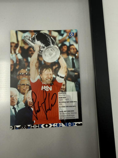 Kapitänsbinde Horst Hrubesch signiert im Rahmen Hamburger SV Autogramm COA