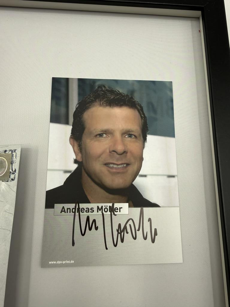 Kapitänsbinde Andreas Möller signiert im Rahmen DFB Autogramm COA