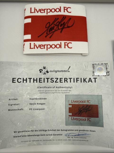 Kapitänsbinde Kevin Keegan signiert im Rahmen FC Liverpool Autogramm COA Fußball