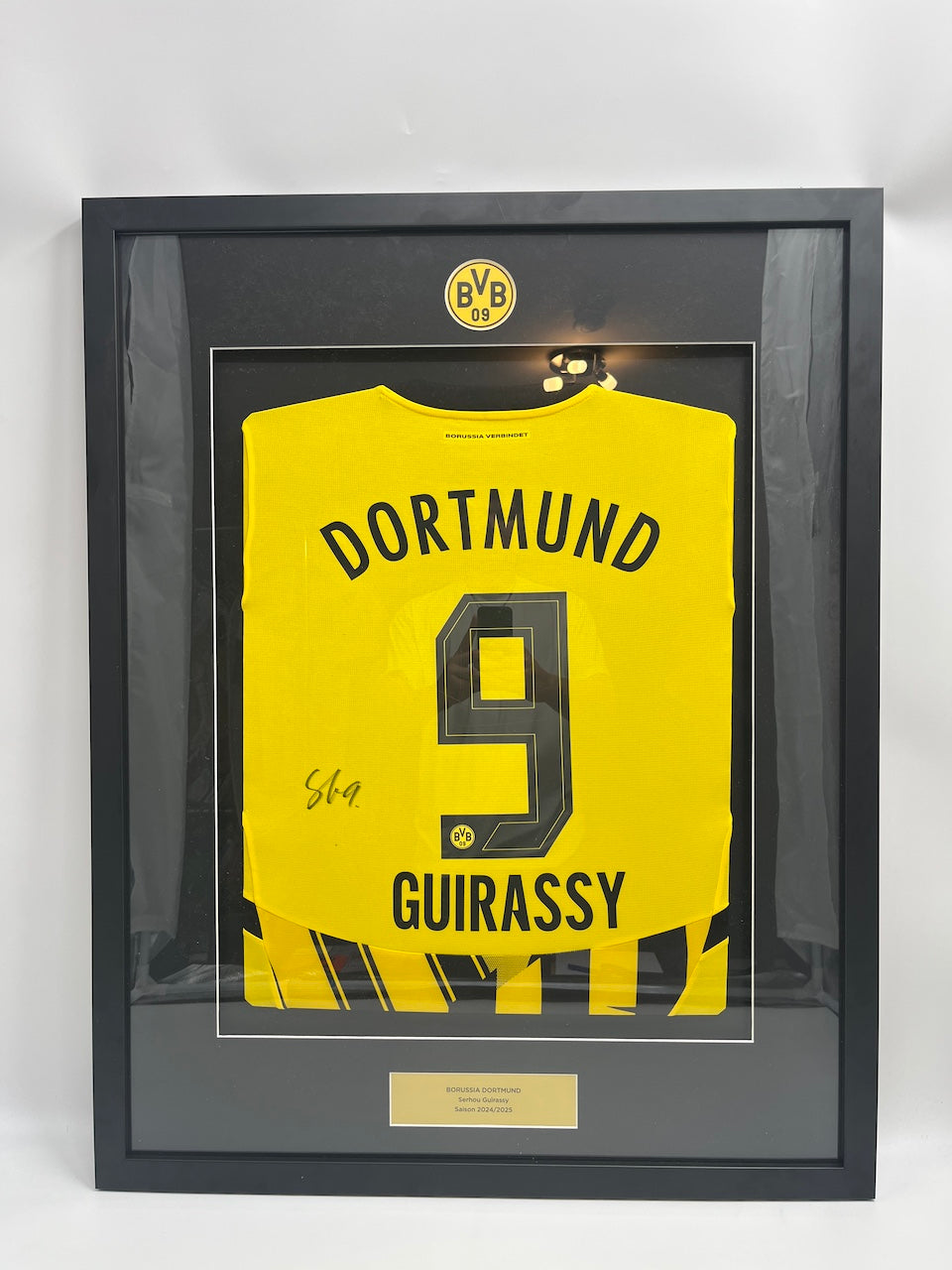 Borussia Dortmund Trikot Serhou Guirassy signiert im Rahmen Puma neu BVB