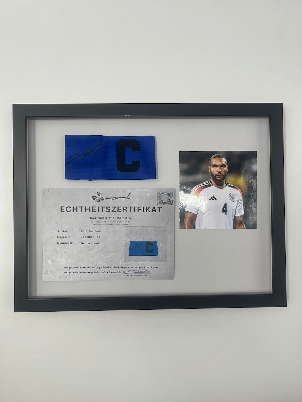 Kapitänsbinde Jonathan Tah signiert im Rahmen DFB Fußball Autogramm neu