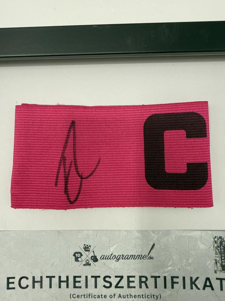 Kapitänsbinde Emre Can signiert im Rahmen Borussia Dortmund COA