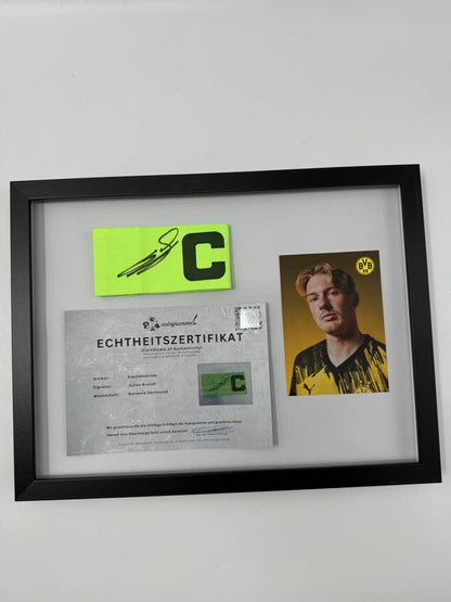 Kapitänsbinde Julian Brandt signiert im Rahmen Borussia Dortmund COA Fußball