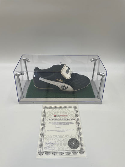 Football shoe Pele signed lighting Brazil world champion Puma Selecao Coa