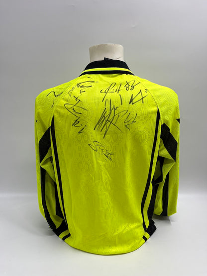 BVB Trikot 1996/1997 Teamsigniert Borussia Dortmund Nike XS