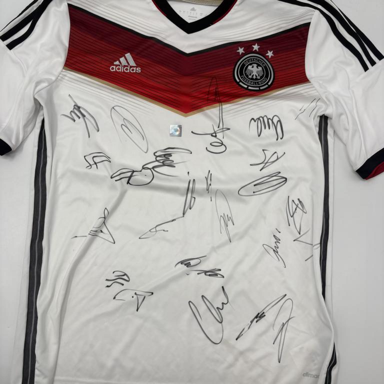 Deutschland Trikot WM 2014 Teamsigniert Autogramm DFB Weltmeister Adidas L
