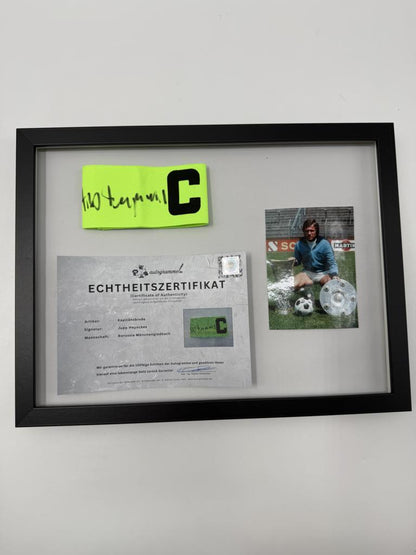 Kapitänsbinde Jupp Heynckes signiert im Rahmen Borussia Mönchengladbach  Autogramm