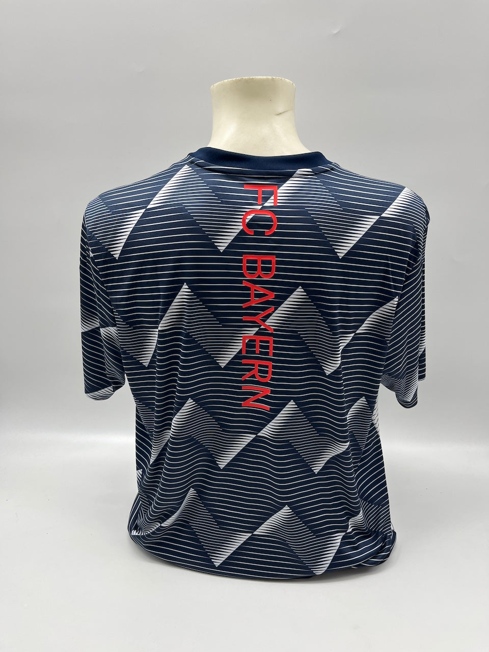 Bayern München Shirt Serge Gnabry signiert FCB Adidas XL