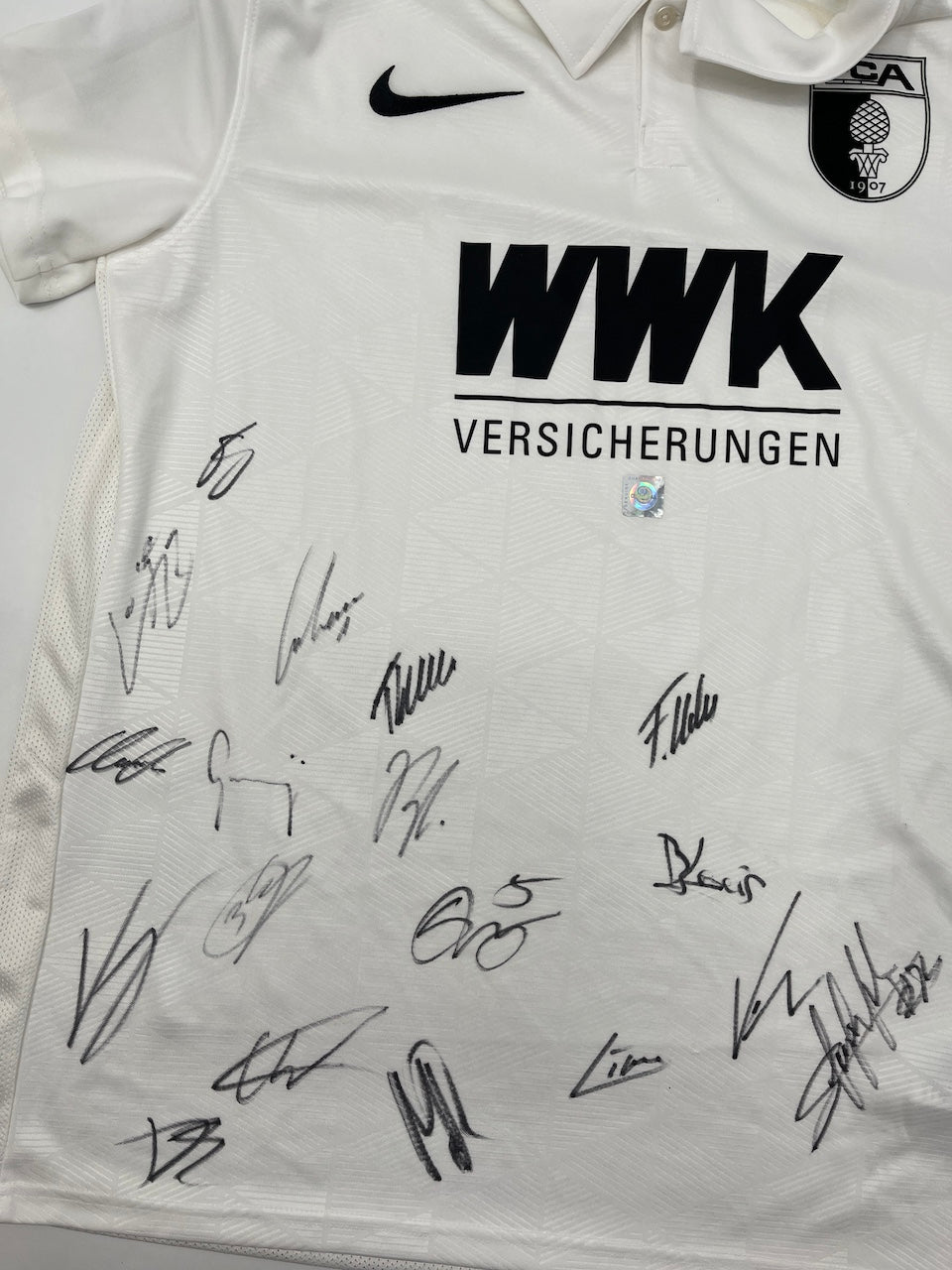 FC Augsburg Trikot 2020/2021 Teamsigniert COA Nike L