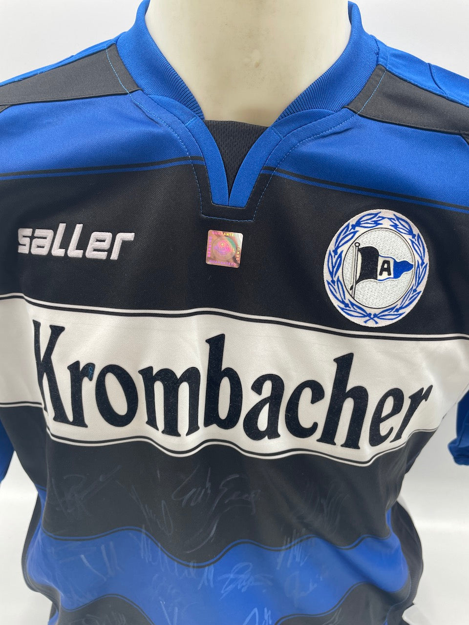 Arminia Bielefeld Trikot 2009/2010 Teamsigniert Autogramm COA M