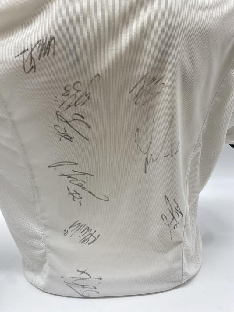 Germany Jersey World Cup 2002 Team Signed DFB Adidas XL