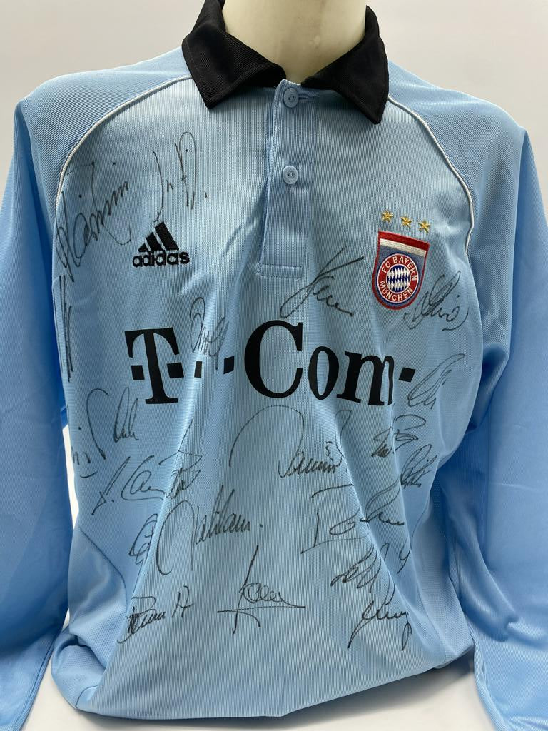 Bayern München Trikot 2023/2024 Teamsigniert Autogramm COA Adidas Fußball S