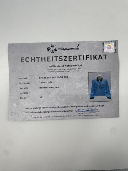 Bayern München Trikot 2023/2024 Teamsigniert Autogramm COA Adidas Fußball S