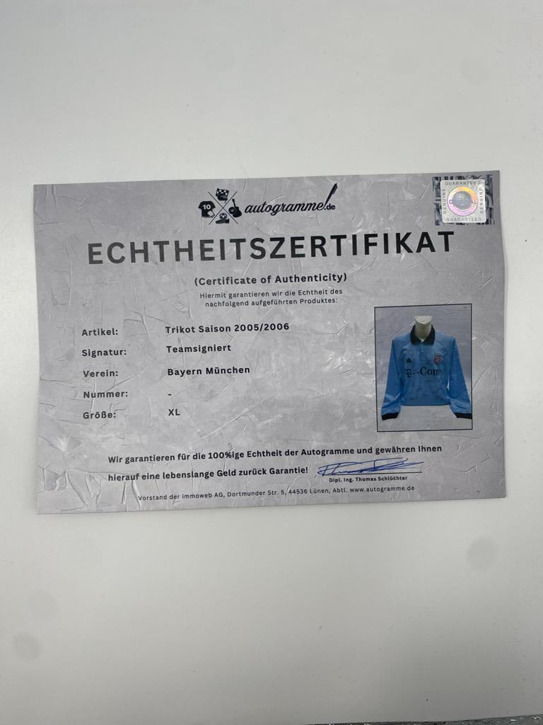 Bayern München Trikot 2023/2024 Teamsigniert Autogramm COA Adidas Fußball S