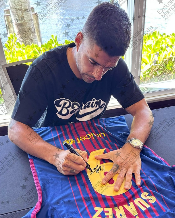FC Barcelona Trikot Luis Suarez signiert Autogramm LaLiga Nike COA neu S