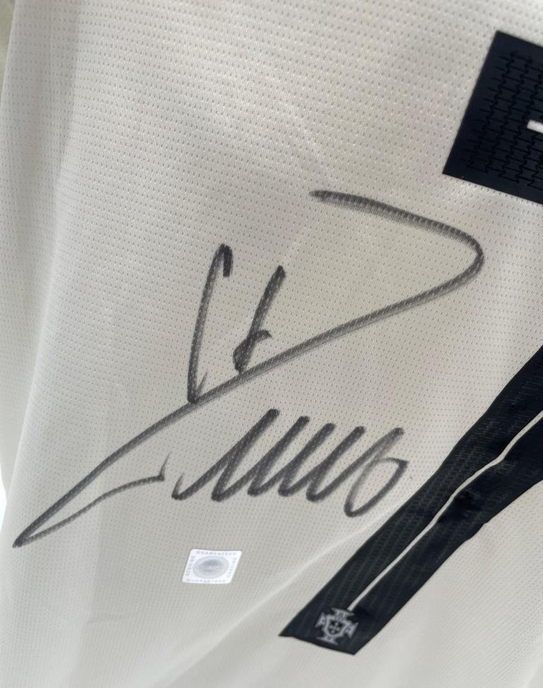 Portugal Trikot Cristiano Ronaldo signiert Autogramm COA Fußball L