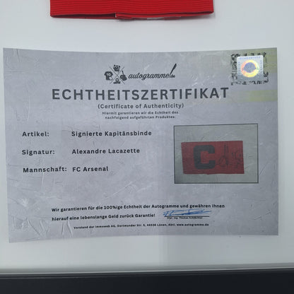 Kapitänsbinde Alexandre Lacazette signiert im Rahmen FC Arsenal Autogramm COA