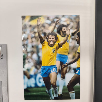 Kapitänsbinde Zico signiert im Rahmen Autogramm Brasilien
