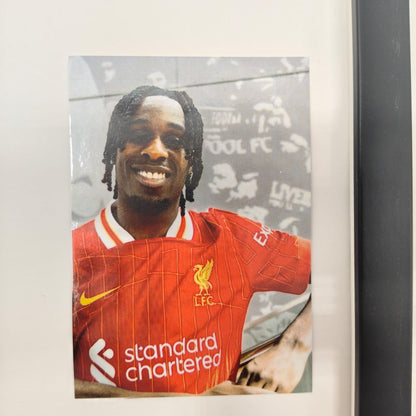 Kapitänsbinde Jeremie Frimpong signiert im Rahmen FC Liverpool Autogramm