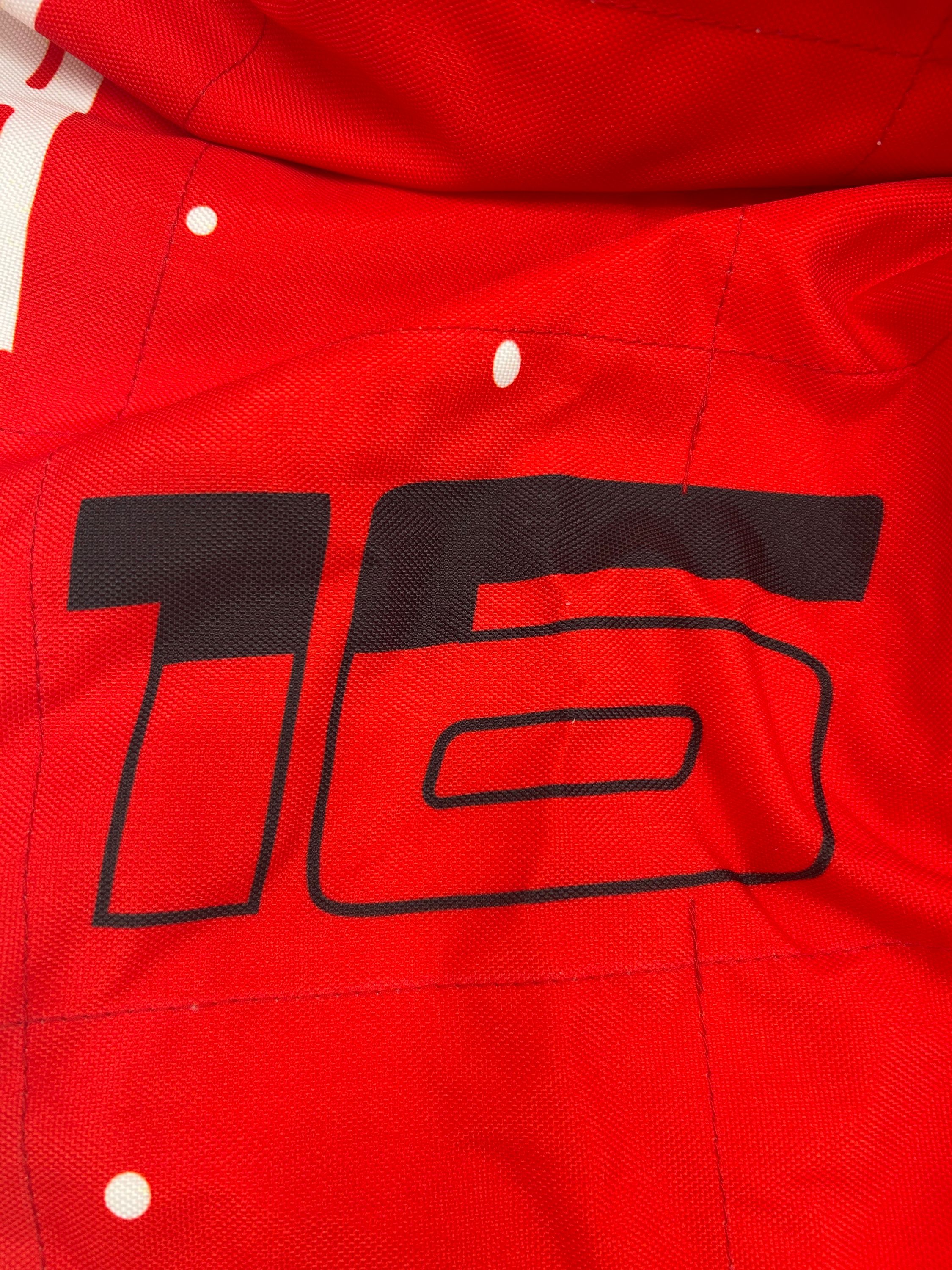 Charles Leclerc Formel 1 Replika-Rennanzug Ferrari signiert Las Vegas 2023 M
Max Verstappen Repro Formel 1 Rennanzug mit Unterschrift Autogramm M