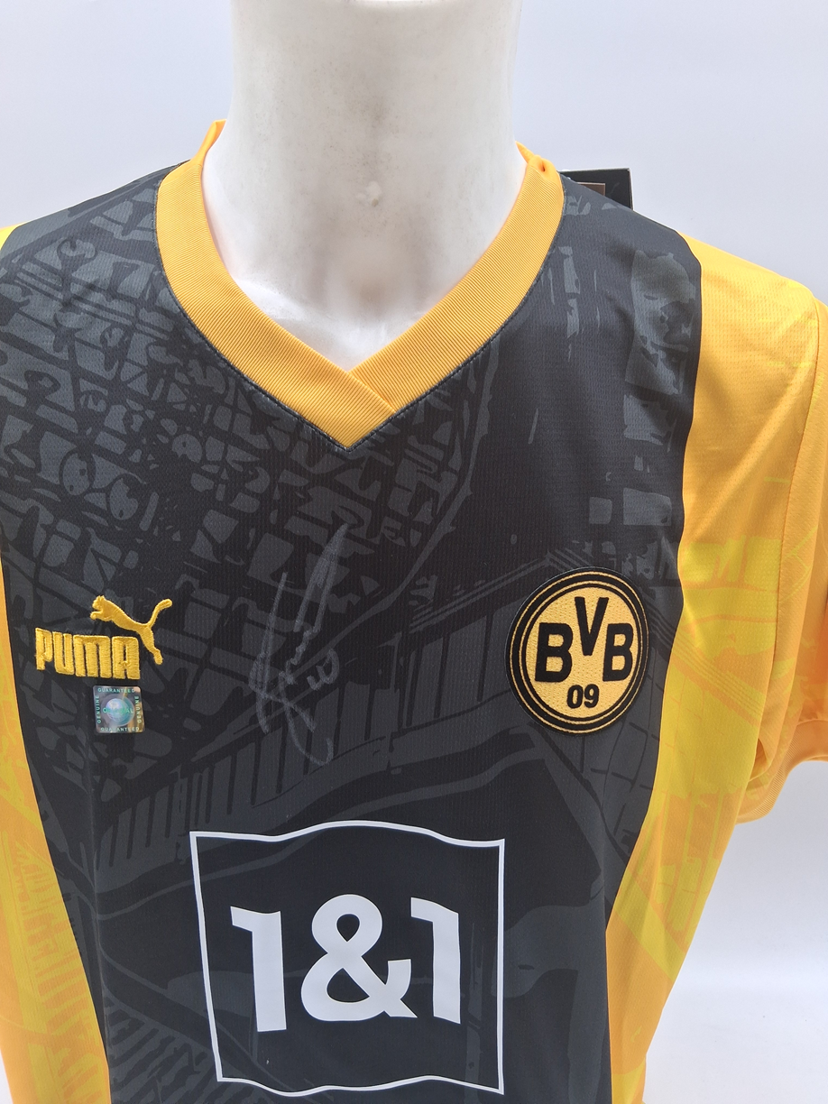 Borussia Dortmund Sondertrikot Julian Brandt signiert Autogramm Puma BVB L
