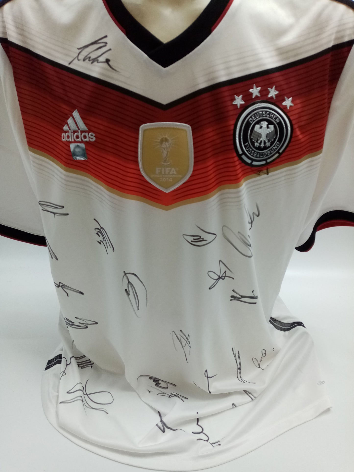 Deutschland Trikot WM 2014 Teamsigniert Fußball DFB Weltmeister CAD Adidas XL