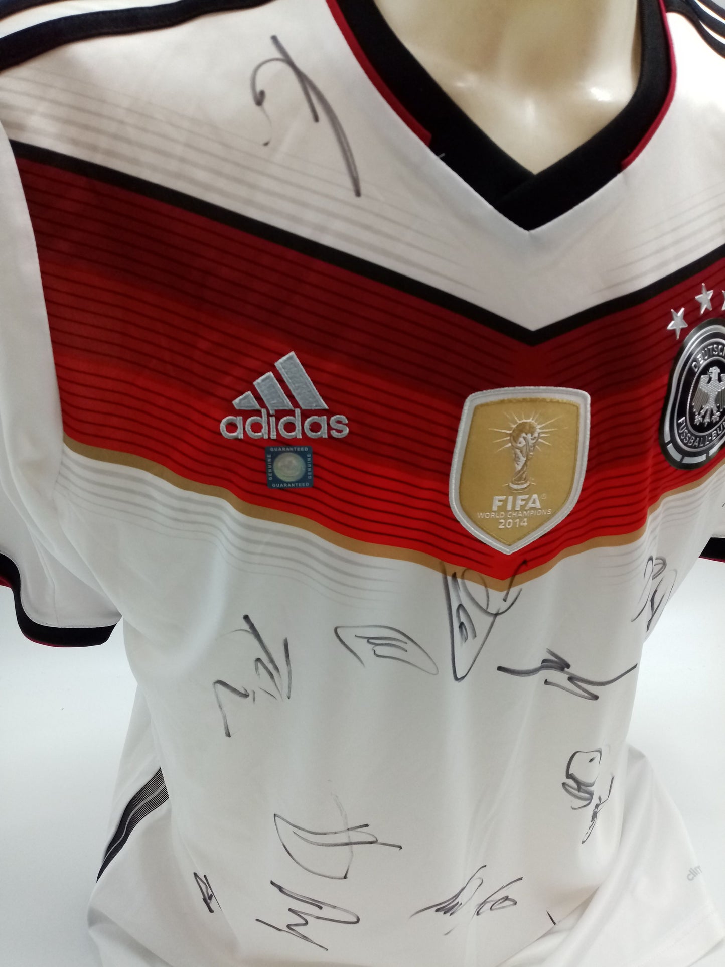 Deutschland Trikot WM 2014 Teamsigniert Fußball DFB Weltmeister Adidas COA L