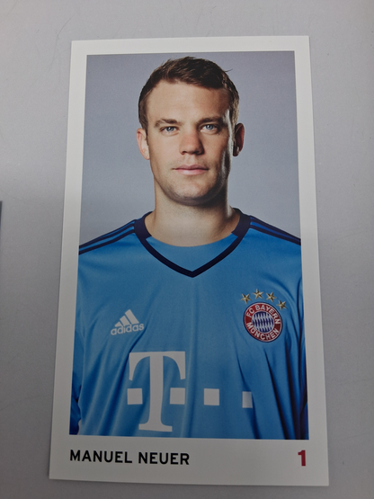 Kapitänsbinde Manuel Neuer signiert im Rahmen Bayern München Fußball Autogramm
