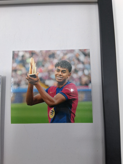 Kapitänsbinde Lamine Yamal signiert im Rahmen FC Barcelona COA Autogramm
