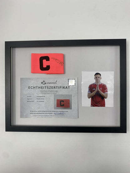 Kapitänsbinde Florian Wirtz signiert im Rahmen FC Liverpool Autogramm