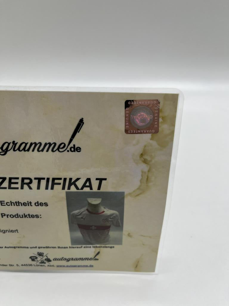 Schweiz Trikot Granit XHaka signiert Puma Autogramm Damengröße L