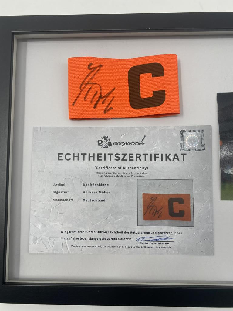 Kapitänsbinde Andreas Möller signiert im Rahmen Deutschland Autogramm COA