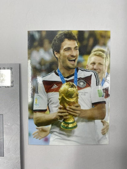 Kapitänsbinde Mats Hummels signiert im Rahmen Deutschland Autogramm COA Fußball
