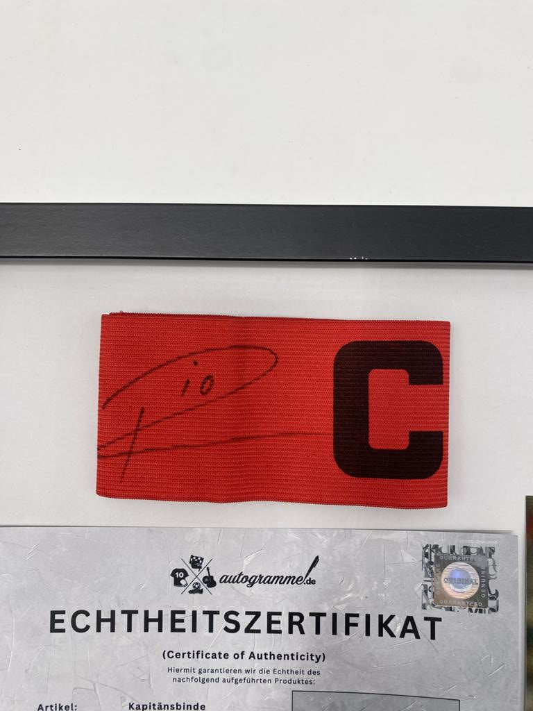 Kapitänsbinde Rio Ferdinand signiert im Rahmen Manchester United COA Fußball