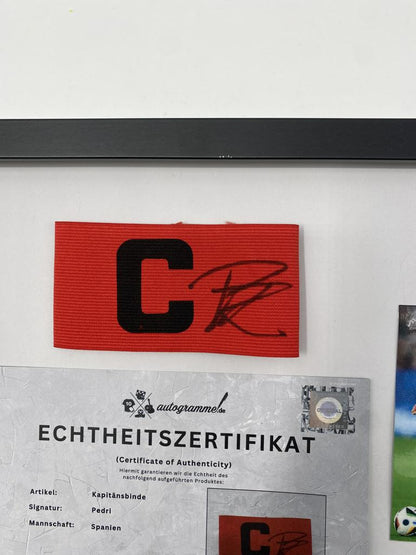 Kapitänsbinde Pedri signiert im Rahmen Spanien Autogramm COA Fußball