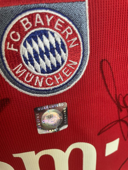 Bayern Munich jersey 05/06 team signed football bundesliga autograph adidas l